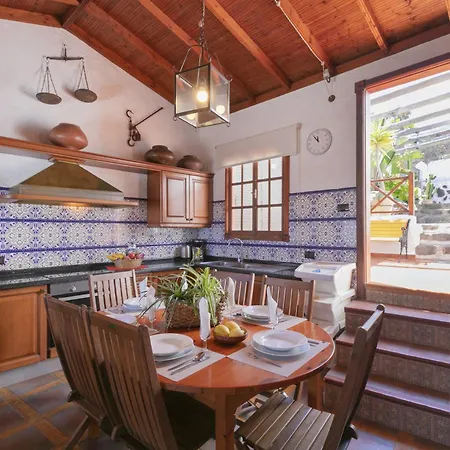 Casa Pedro * Icod De Los Vinos